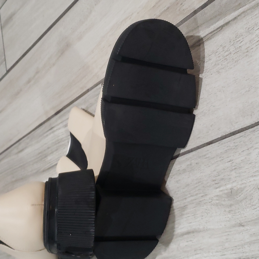 Zara Boots. - Picture 7 of 9